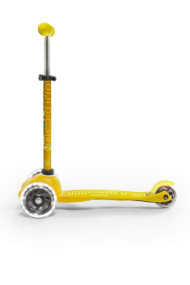 LED Scooter 3 Wheels Adjustable Handlebar Non-Slip M48872