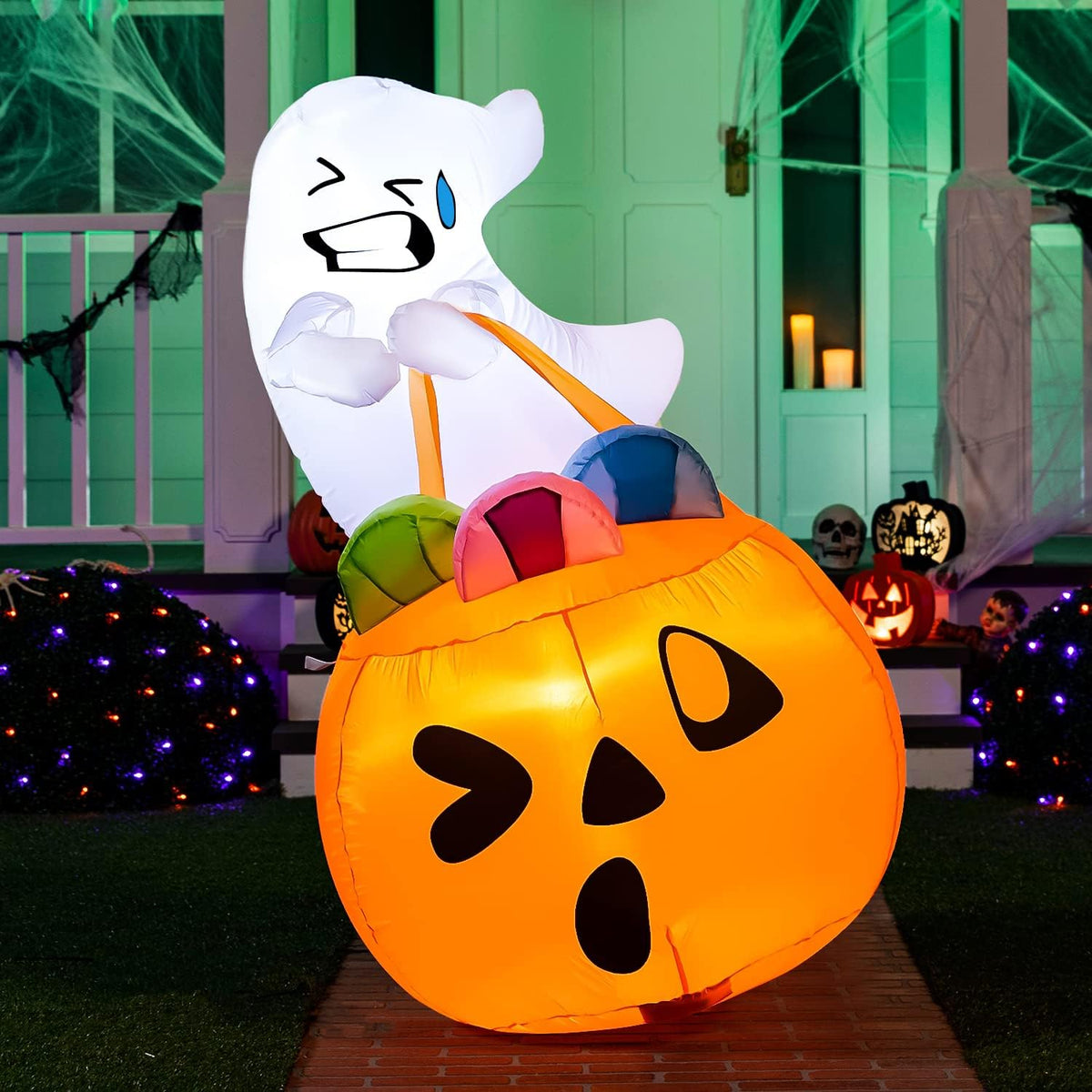 5 FT Halloween Inflatable Ghost with Build-in LEDs A14670