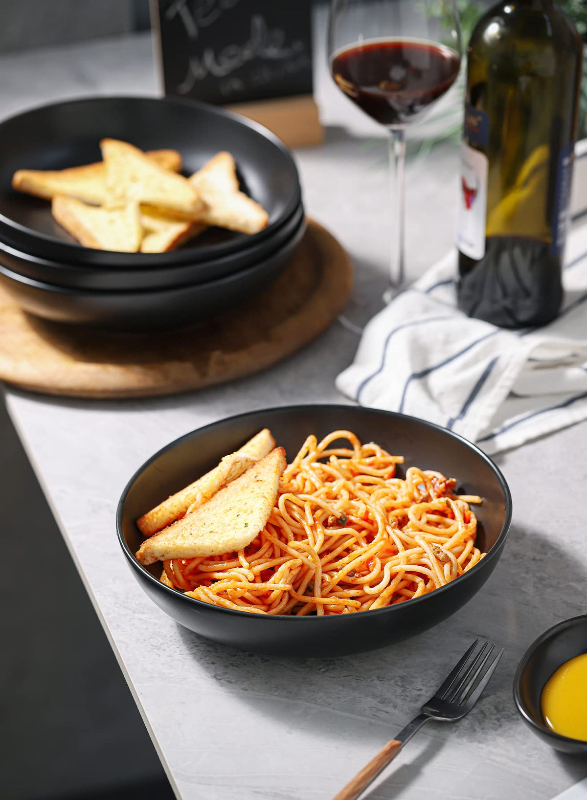 Matte Black Porcelain Pasta Bowls Set of 4 O12402