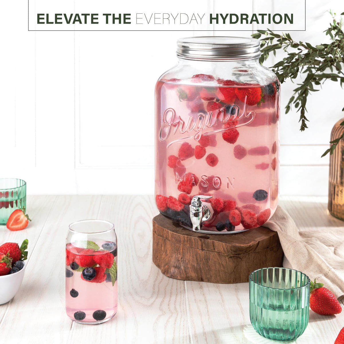 2 Gallon Glass Drink Dispenser with Spigot D327100
