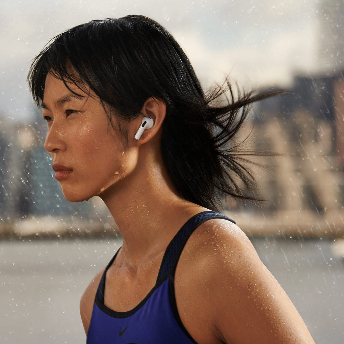 Wireless Earbuds with MagSafe Charging Case E71884