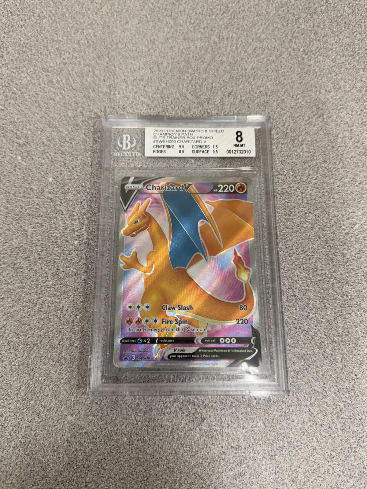 Pokemon TCG Charizard V Promo Elite Trainer Box Z511